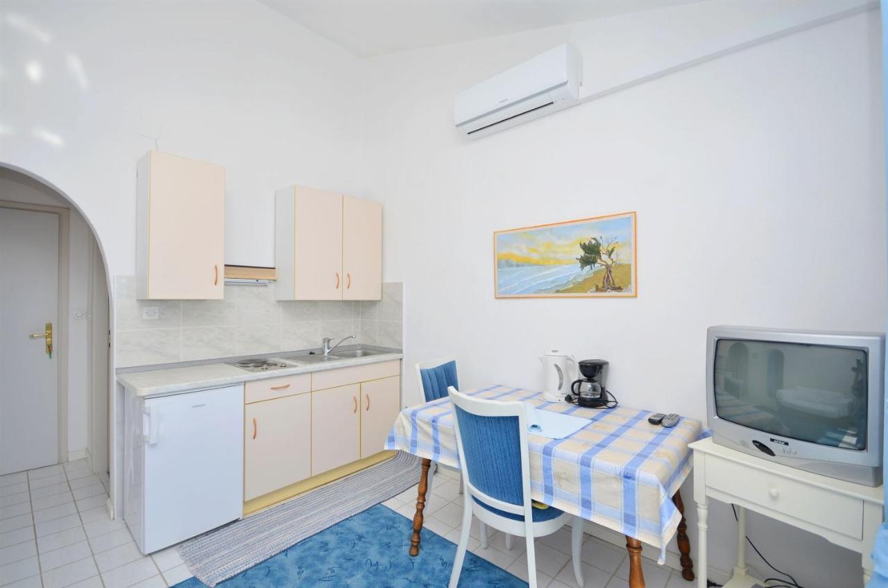 Apartments And Rooms On The Beach Vodice Exterior foto